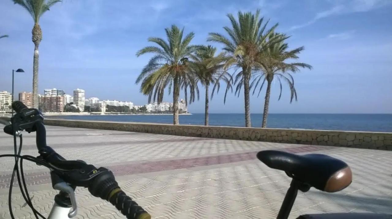 Luminoso Estudio En La Playa De El Campello Exterior foto